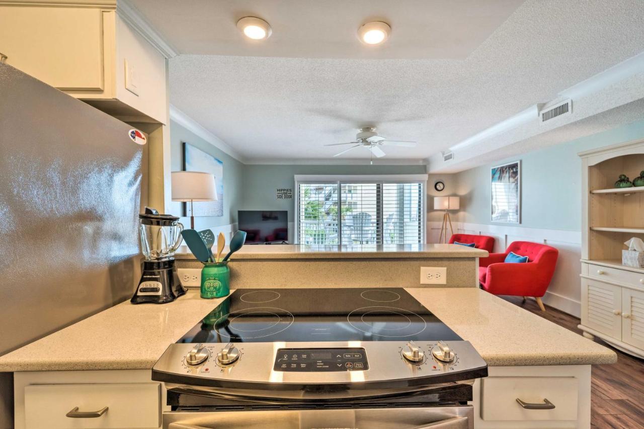 Bright Carolina Beach Condo - Walk To Shore! エクステリア 写真